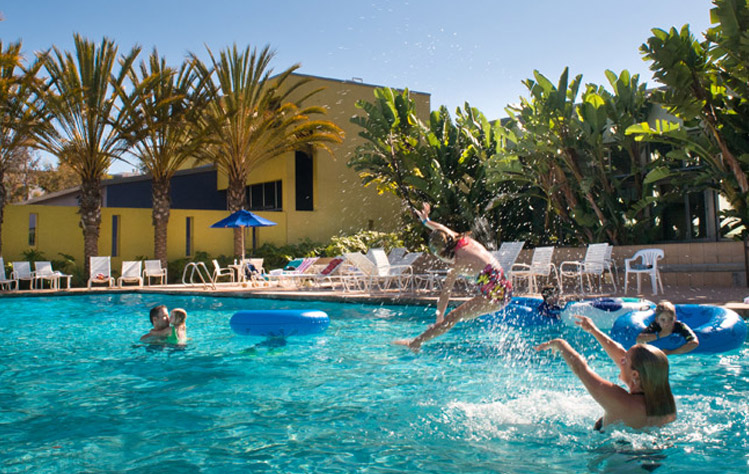 the summer inn pool