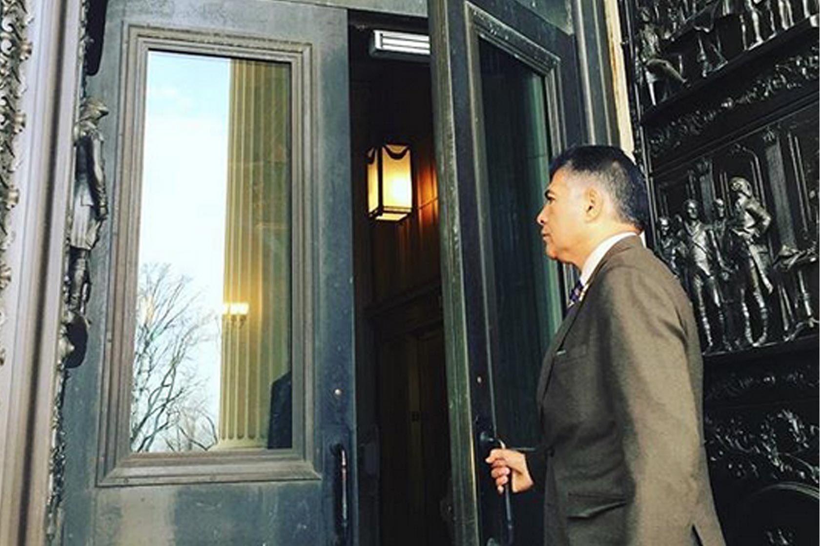 Congressman Tony Cardenas ’86 enters the U.S. House of Representative building in Washington, D.C.. Photo: Office of Tony Cardenas